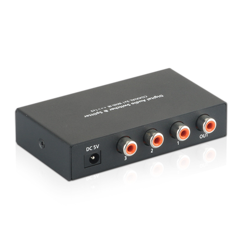 Audible digital audio and axle two-way switcher three in and one out of SPDIF distributor one in and three out