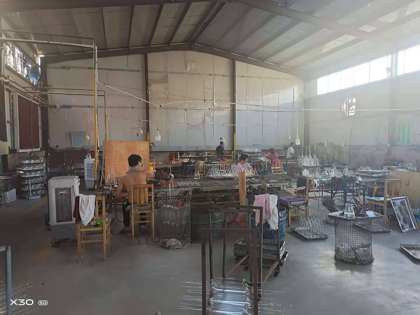 Công ty TNHH Sản phẩm Thủy tinh Quexian