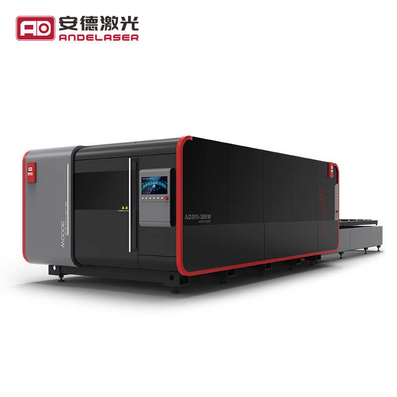 Industrial high-power closed fibre-optic laser cutter metal plate cutter