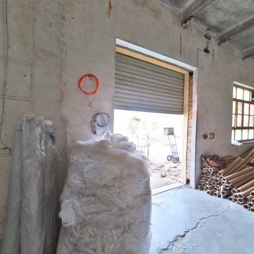 Thành phố Nam Tông, Công ty TNHH Spring Motor Supplies