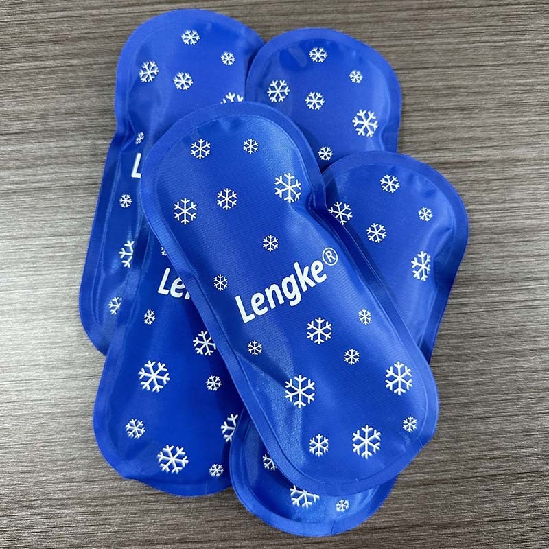 Insulin ice packs of small blue gel ice packs can be used again to keep cool.