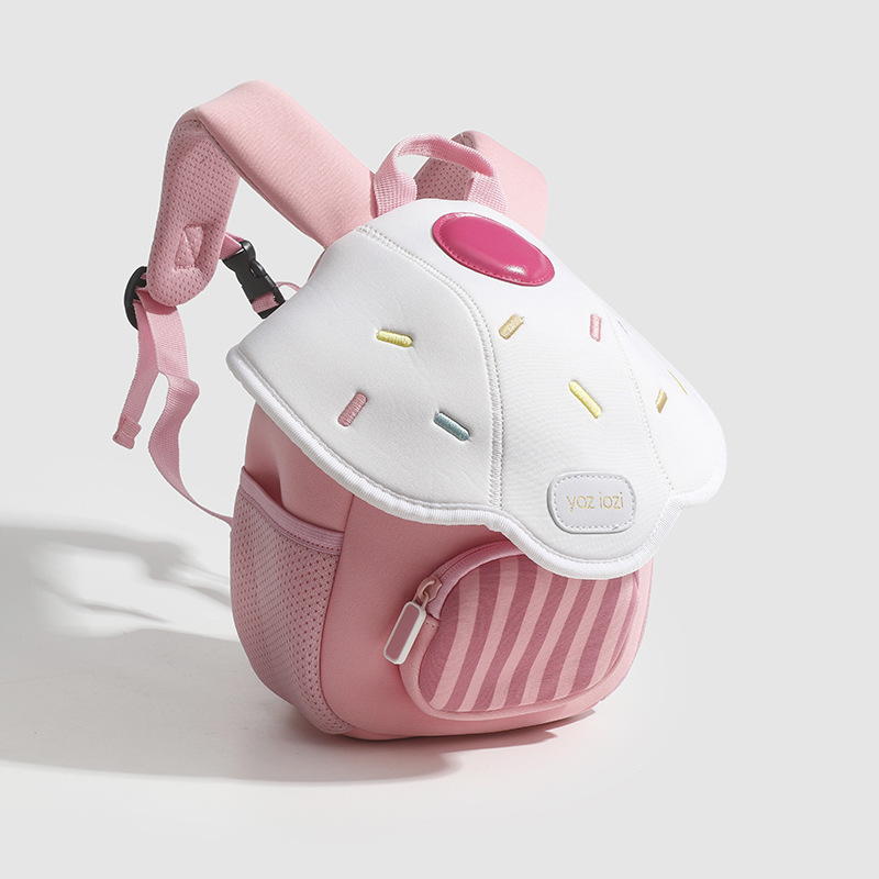 A new 2024 in the Kindergarten Pop-Talk Children's Bag.