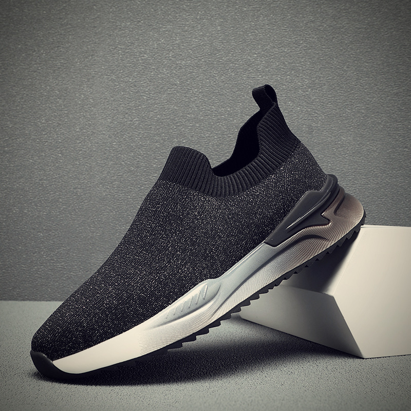 A new 2024 in the 2010-1 man's shoes.