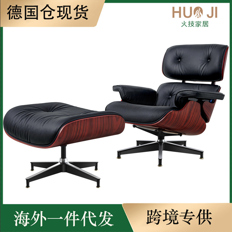 TY302 Những buổi biểu diễn về buồng gió Bắc và ghế khách, một nhà kho ở nước ngoài của Đức.