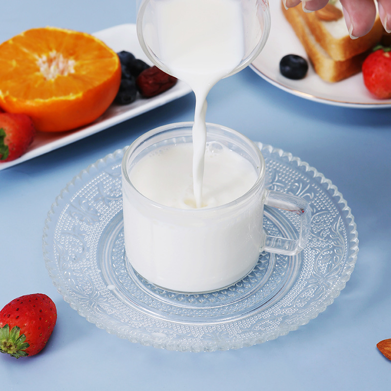 Light West Cows, pure milk, small white bags of milk, transparent net of red milk, 180 g*16 bags