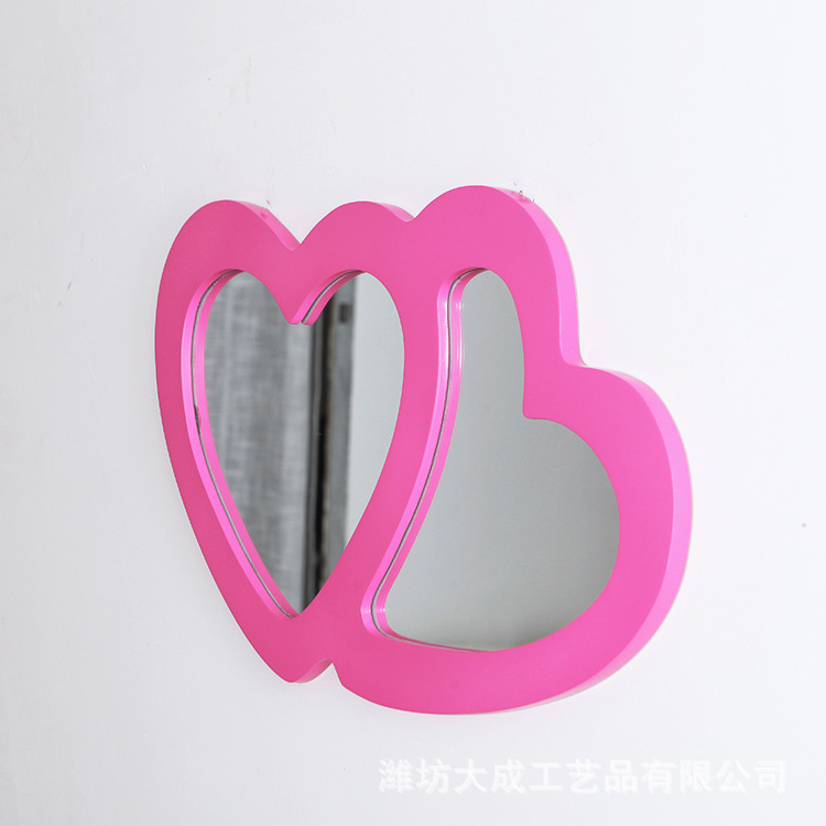 Two-heart mirror creative decorator mirrors, wood-based walled mirrors on multiple occasions.