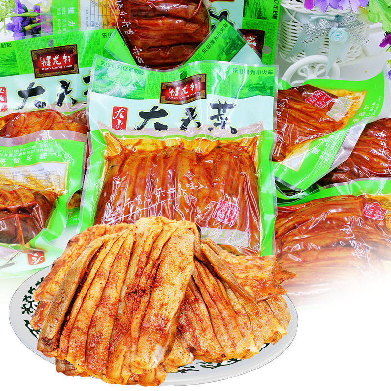 Bàn tay của Lo Shan Qilong Yong-hoon xé nát mặt nạ, 160g Tứ Xuyên và một ít giá muối chua.