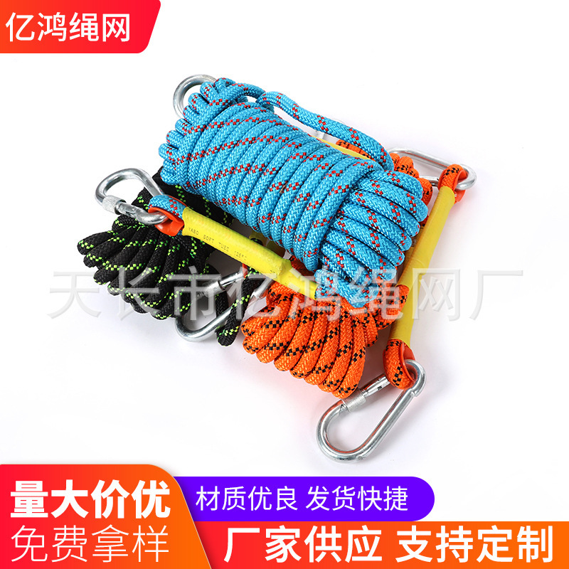 Tuỳ biến chuyển động ngoài nơi leo lên dây an toàn và cứu hộ thoát hiểm.