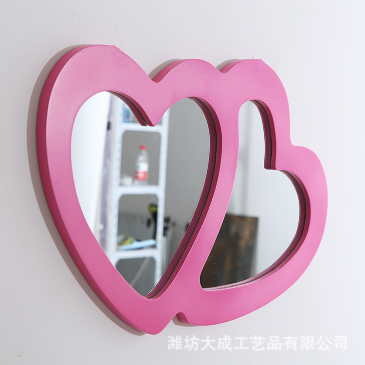 Two-heart mirror creative decorator mirrors, wood-based walled mirrors on multiple occasions.