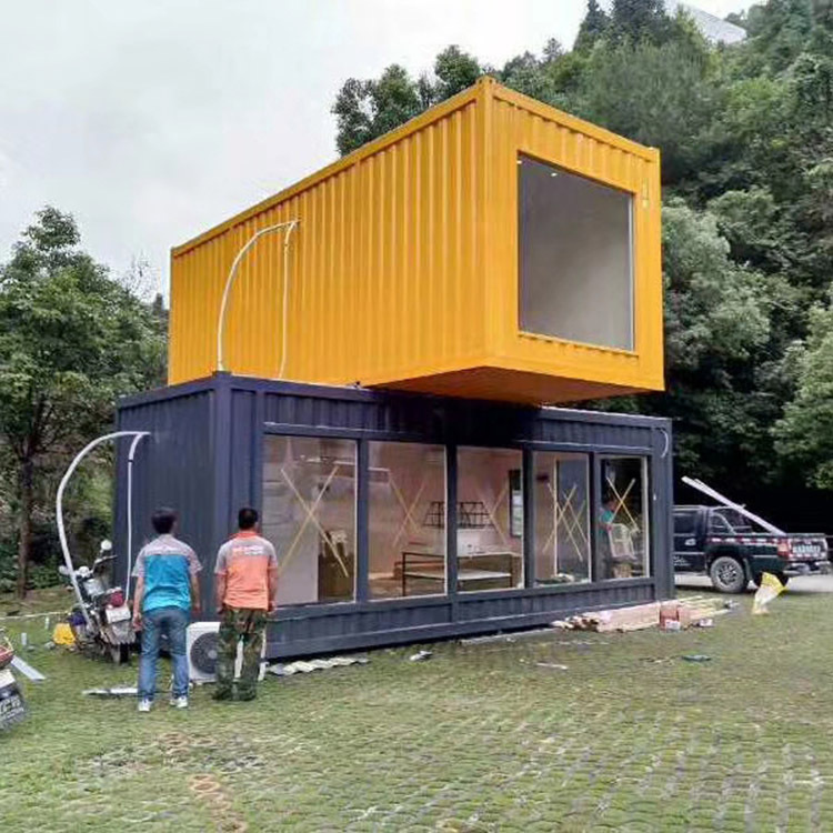 Farmer's resort camp at the commercial hotel in the container house for people living in residential homes