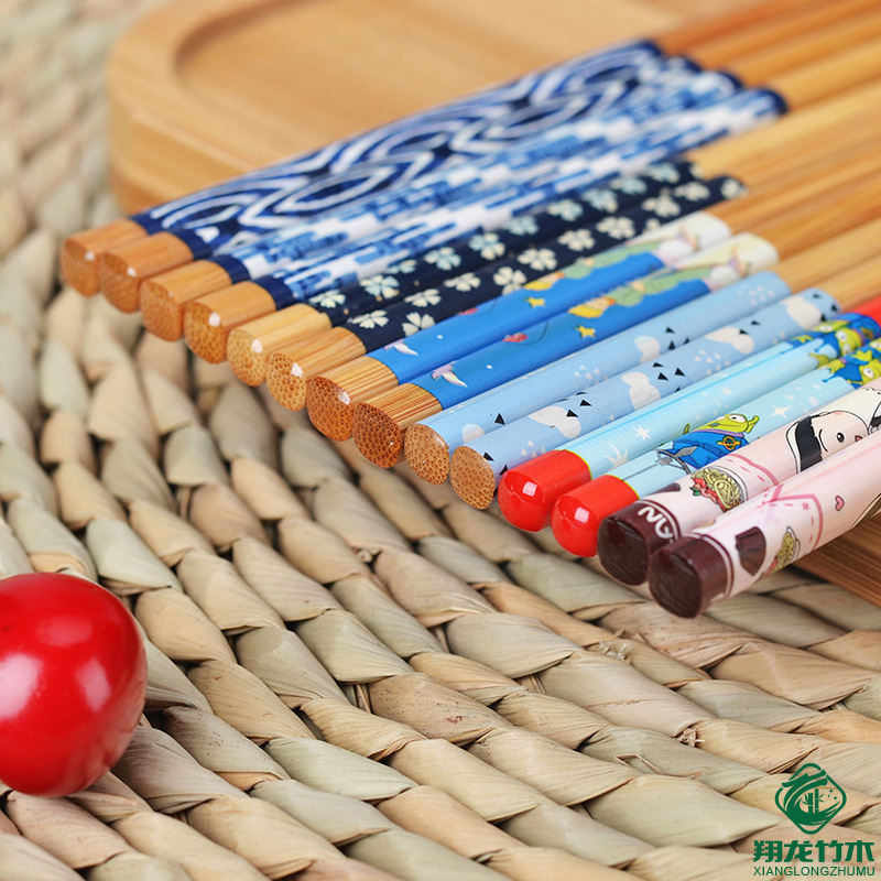 Wholesale chopsticks, kitchen utensils, domestic hotel chopsticks, Chinese hotel utensils.