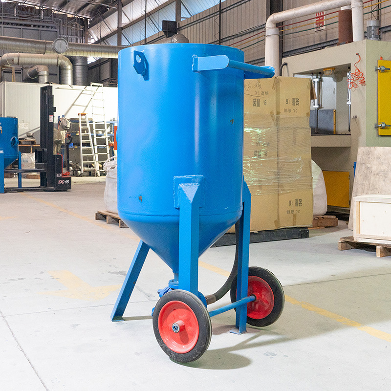 Small-scale pressurized sand sprayer steel structure, KZ-1, outdoor environmentally friendly sand sprayer storage tank vehicle equipment, rust removal