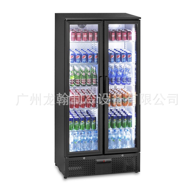 Một tủ bia, một tủ lạnh hai cửa, một siêu thị thương mại, bia và trái cây.