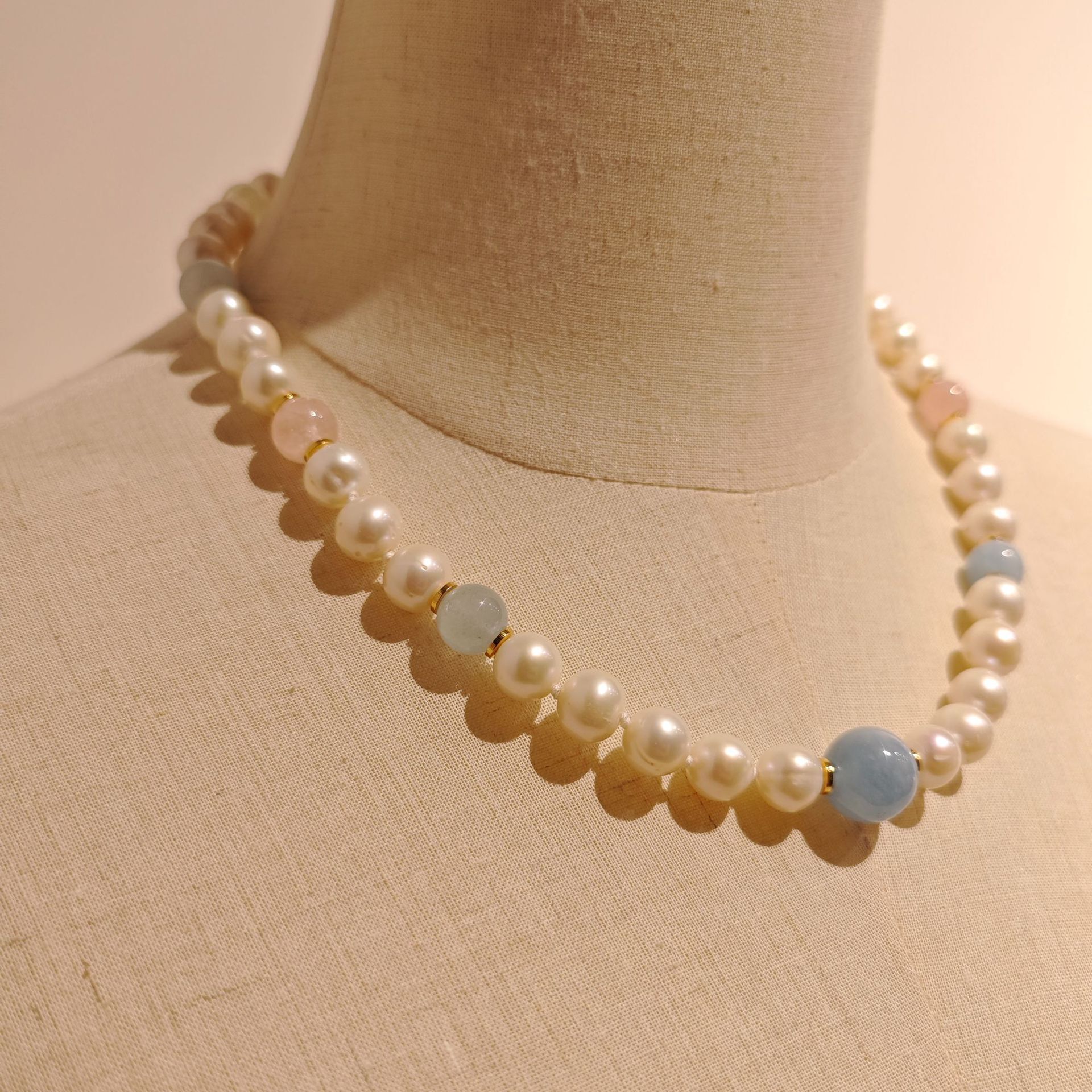 Original design, sweet, low-saturated Morgan Stone Chain, pearl necklace girl.