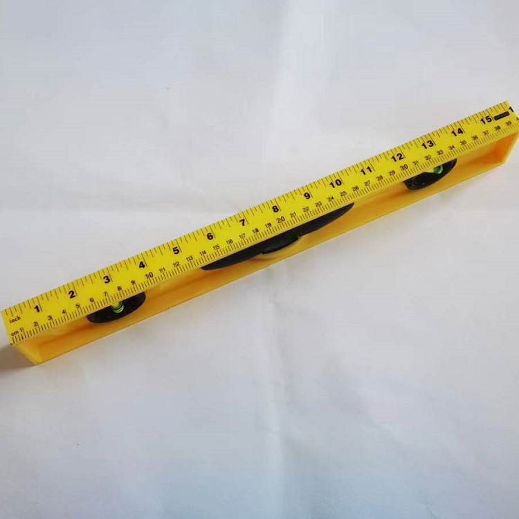 A plastic horizontal ruler, a horizontal wordworker, a plastic balancer