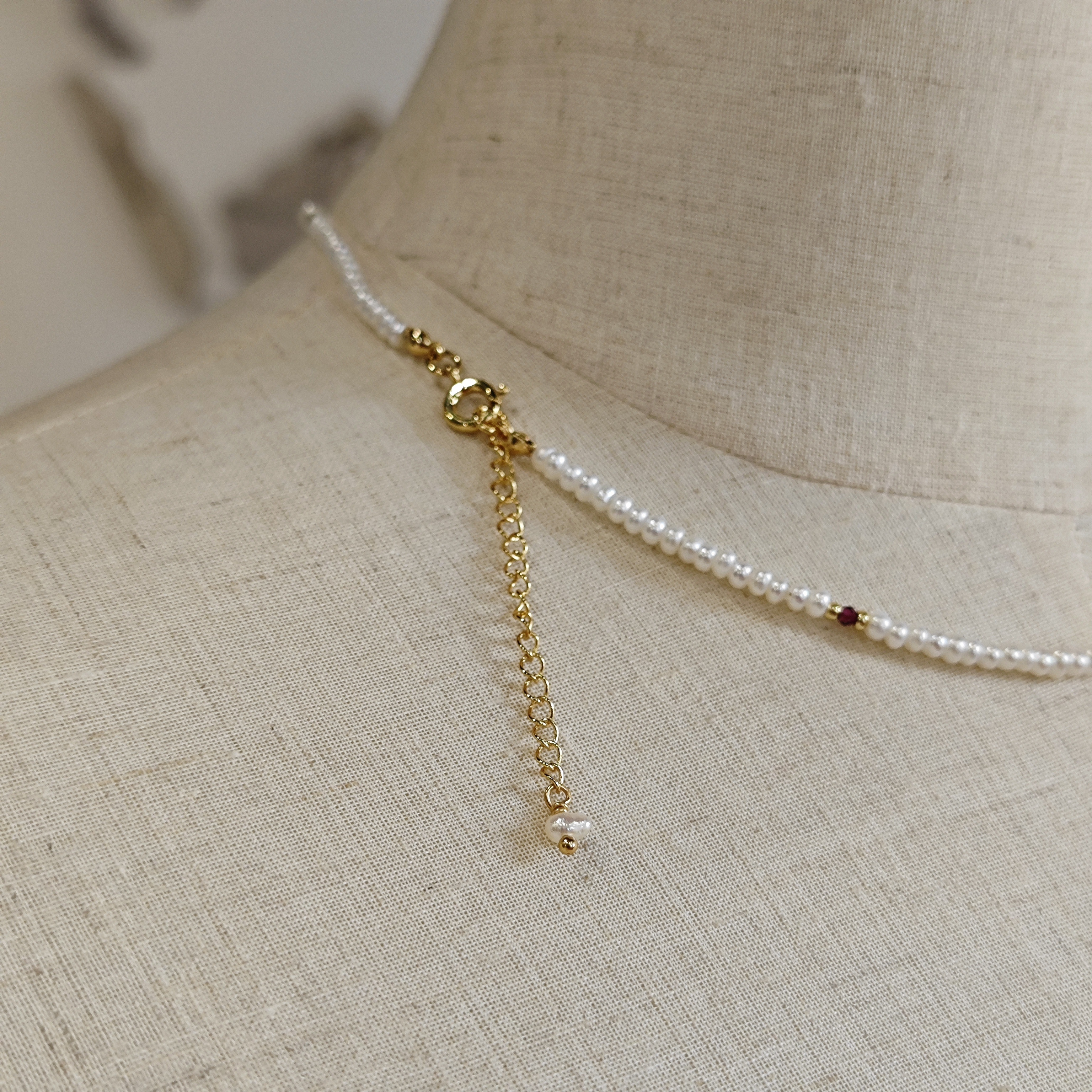 Qing-ya-studio, the pearl necklace is about a chain, and the rice pearls design the sensory condensers.