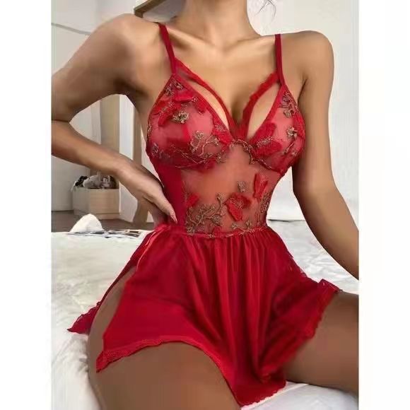 Châu Âu và Hoa Kỳ xuyên biên giới, bướm thêu với sự quyến rũ của quần lọt khe sexy.