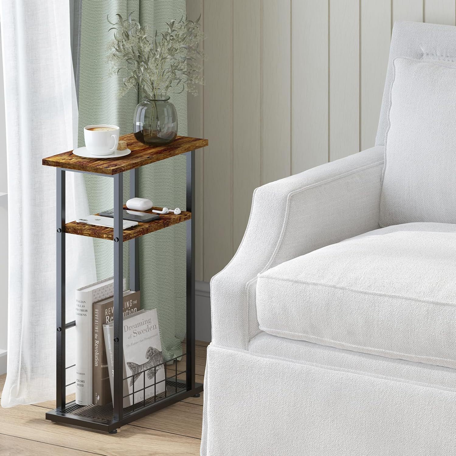 Processing of multi-purpose nightstands for bedside cabinets with small items at tables on the edge of the living room couch