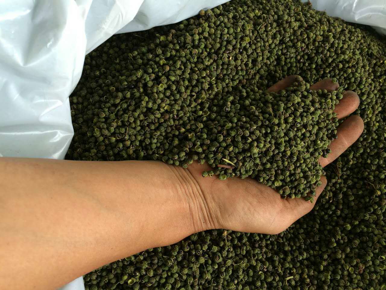 Nước sốt ớt, ớt, ớt đặc biệt.