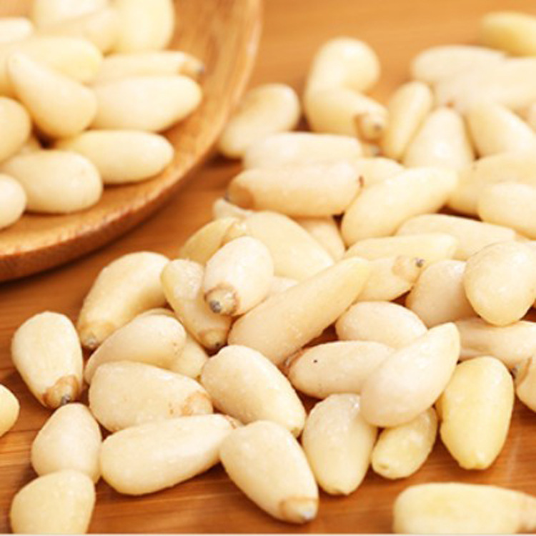 Hạt thông, quả thông, hạt thông, đuôi ngựa, cây tuyết tùng, cây thông đỏ.