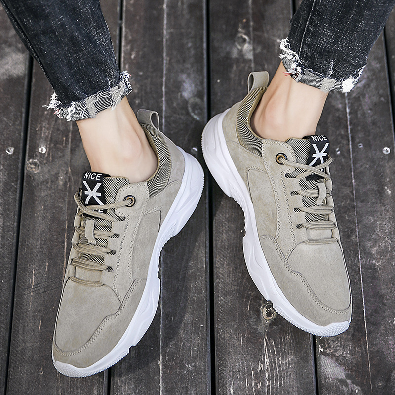 Autumn Fashion Shoes and Shoes, the Koreans, have a very high bulge in their hair.
