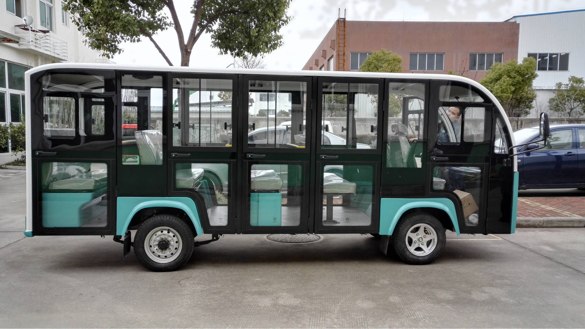 14 electric cruisers to the west.