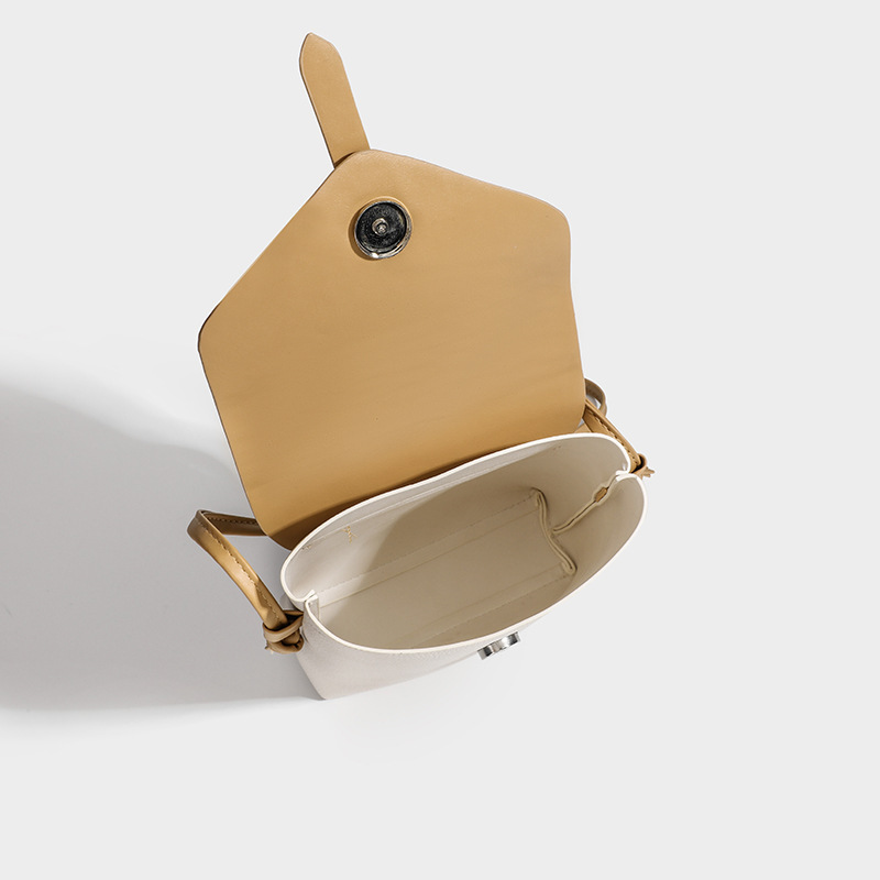 Quick-fudge bag, 2024 new girl's bag, one-shoulder bag, small handbag.