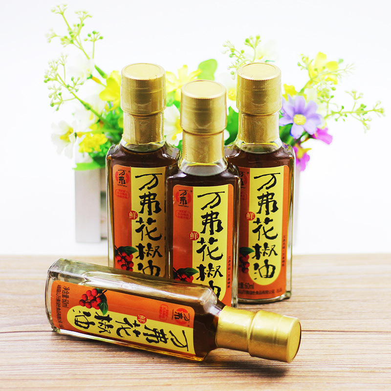Van Fish, 60 ml Tsichuan tamathe Oiler, với một bộ tóc giả.