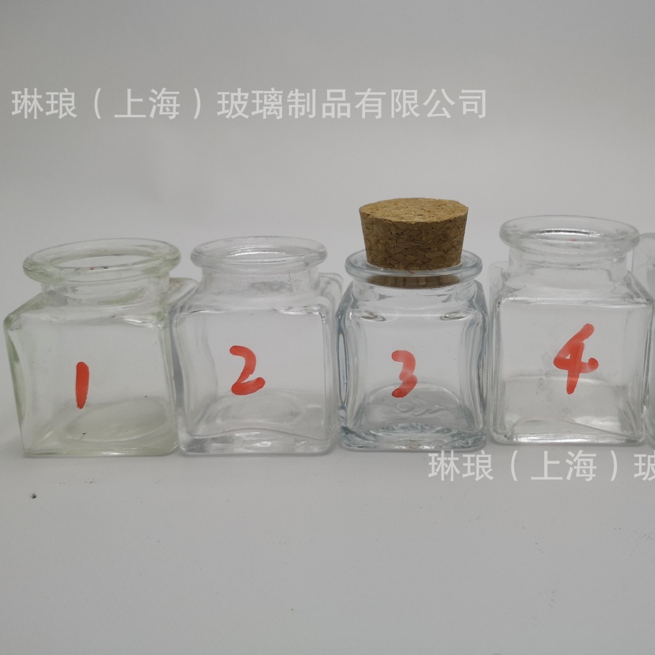 I'm going to export Shanghai's glass bottle.