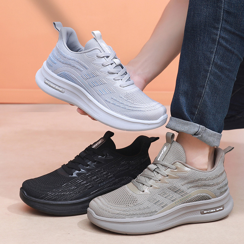 2024, a new men's leisure and comfortable sports shoes.