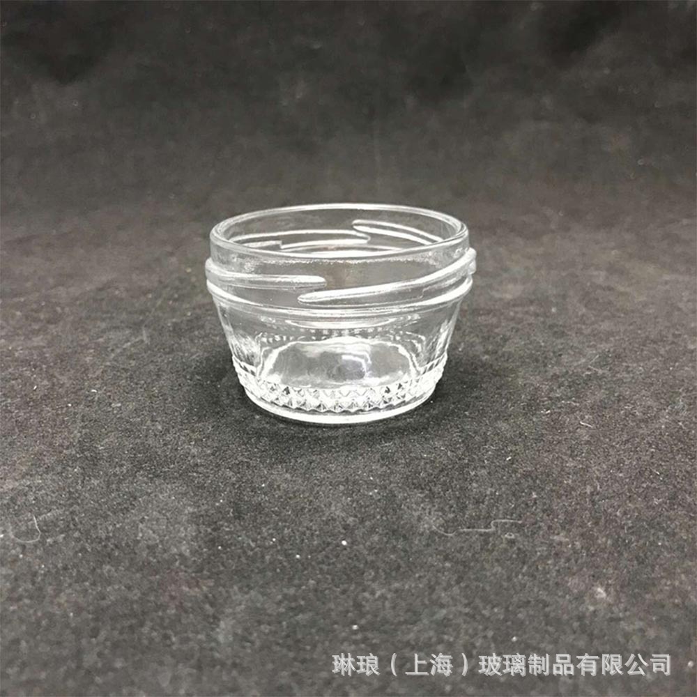 Ex-export caviar bottles, caviar cans, caviar glass bottles, caviar glass cans.