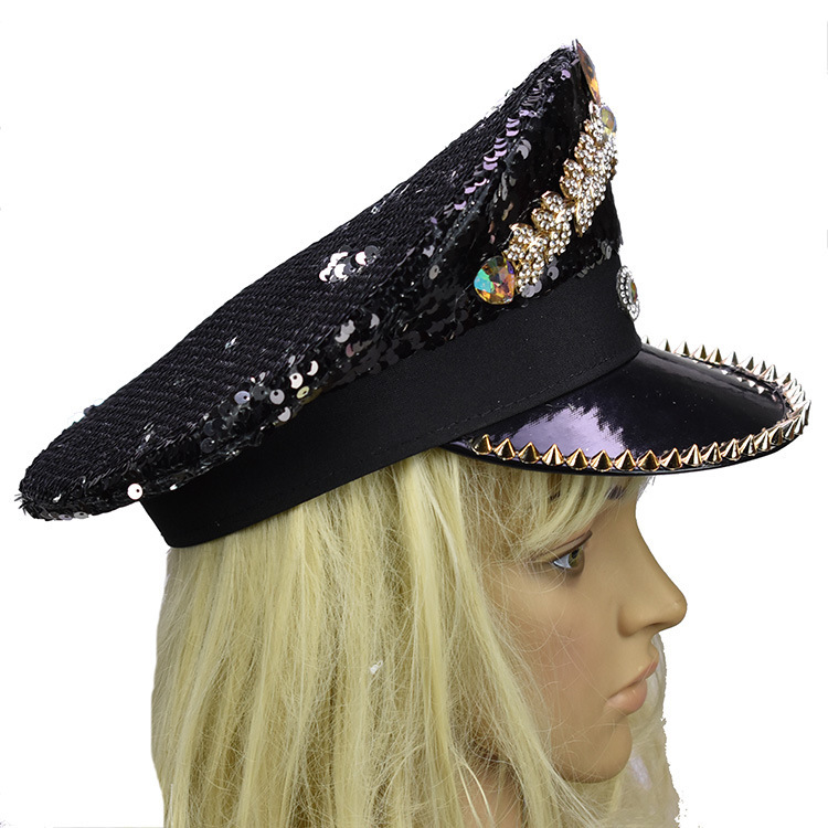 It's a black-and-silver double-twirl cap alloy-drive carnival.