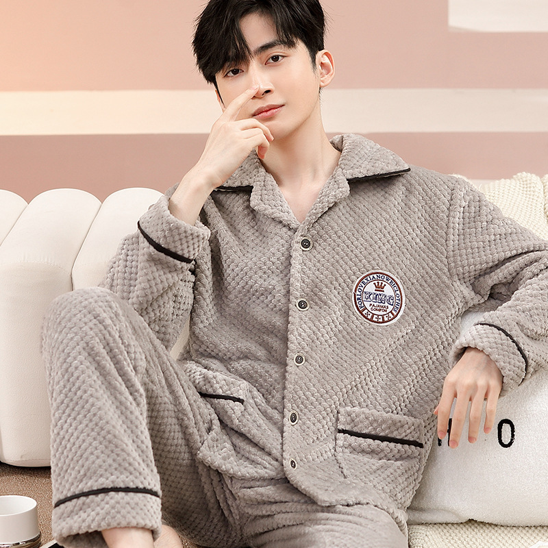 2022 pyjamas, mùa đông mới, nhung san hô hai mặt, những chiếc xe trượt tuyết, những chiếc pyjama lớn.