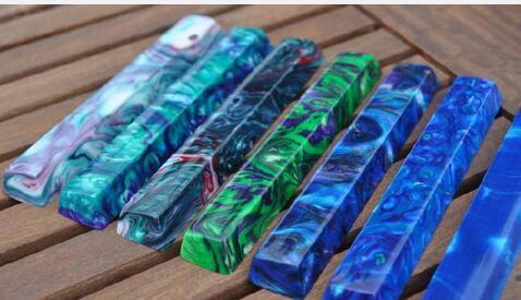 Được đặc biệt hóa từ nhiều thanh nhựa khác nhau