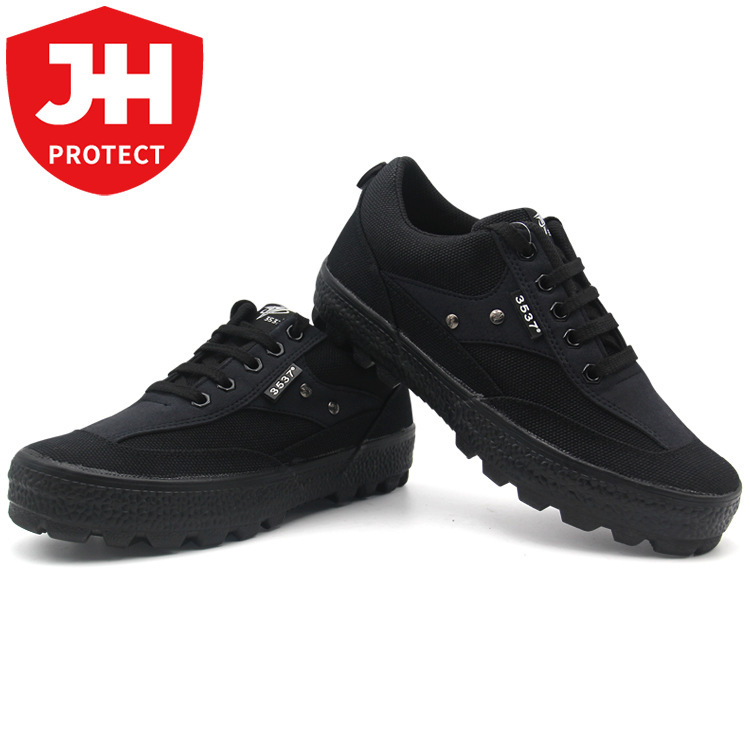 3537 Shoes for male workers to free their shoes and glue-resistant shoes for four seasons of outdoor sports shoes at milling sites