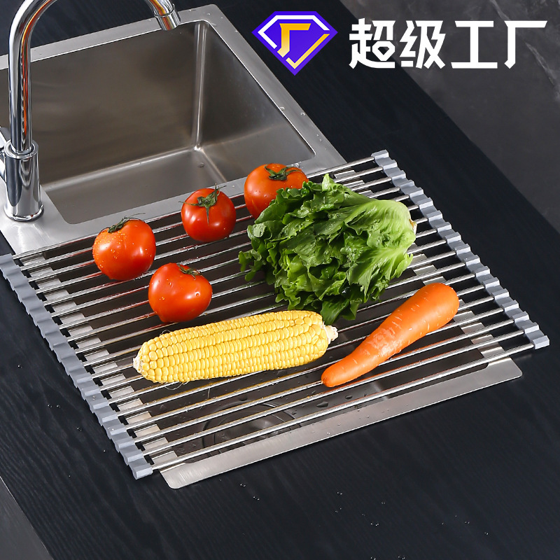 Nhà bếp rửa chén và ván, chén và giỏ