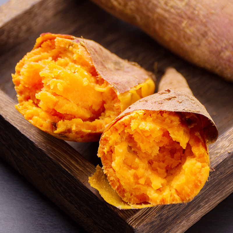 Fujian's sugared sweet potatoes, 5 pounds of fresh, baked melons, potatoes.