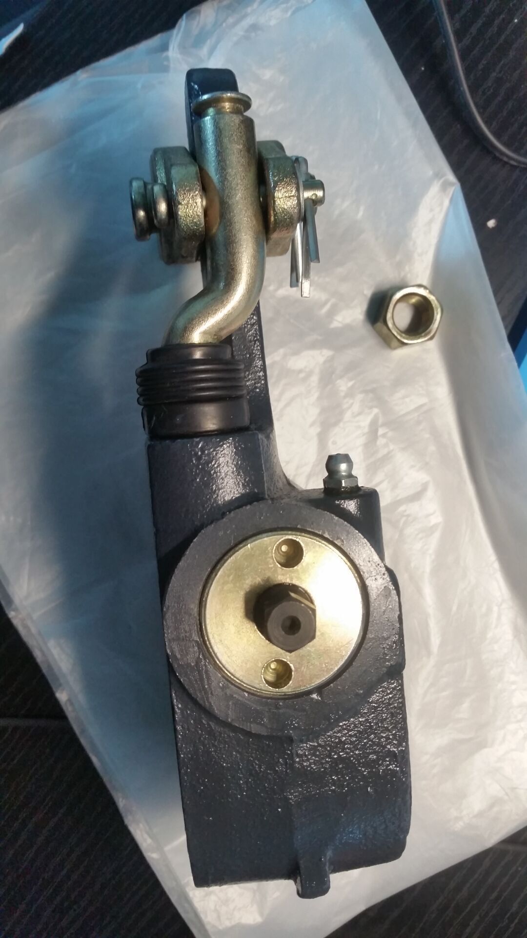 Tự điều chỉnh cánh tay AS44041