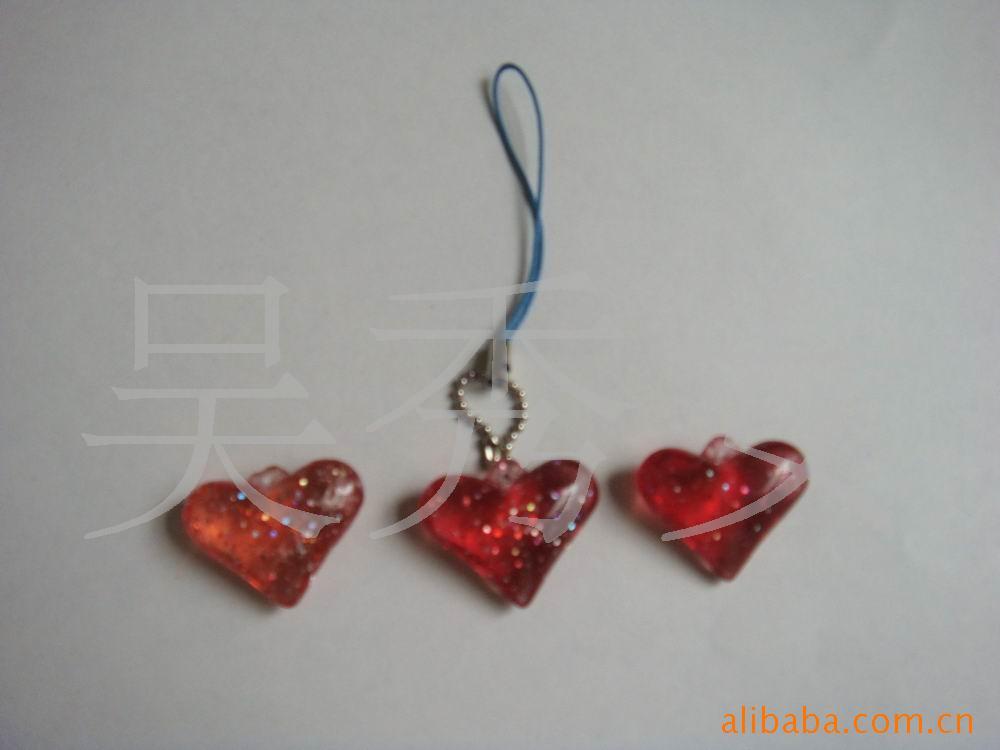 Cung cấp nhiều vòng tay và vòng tay nhựa.