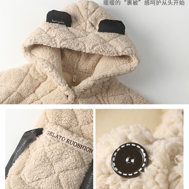 Những cái mới dành cho san hô pyjama vào mùa thu và mùa đông có thể được mặc trong ba lớp gấu ấm áp và ấm áp hơn.