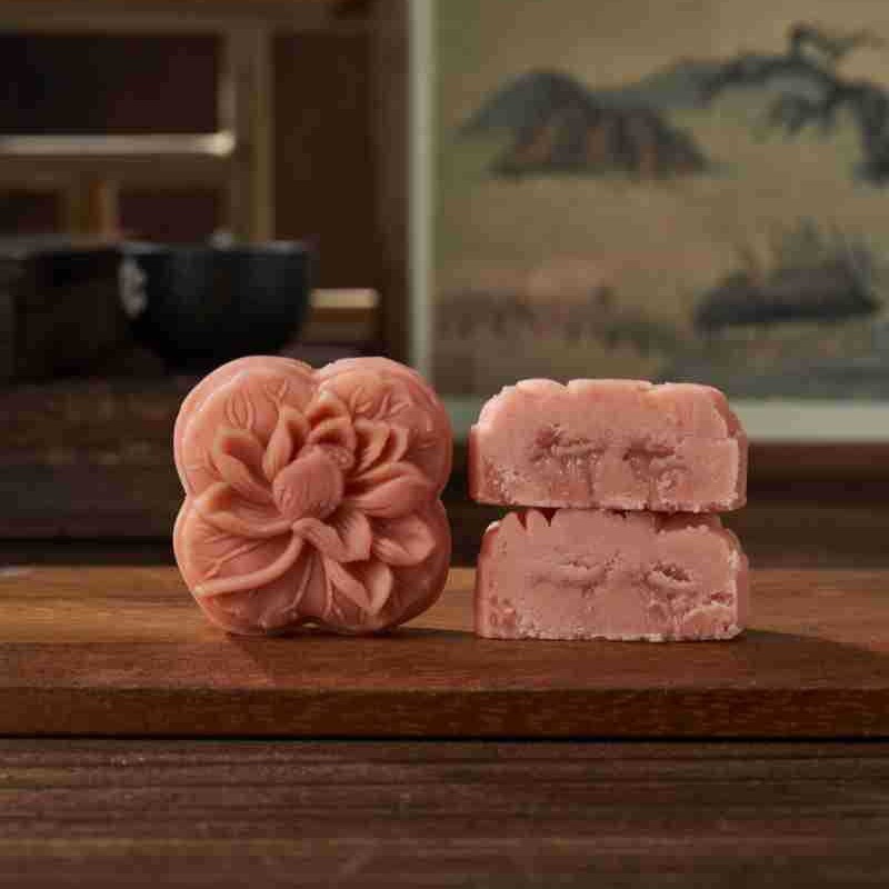 435g boxes of sweets in Gangnam Peach-flavored tea and cake.
