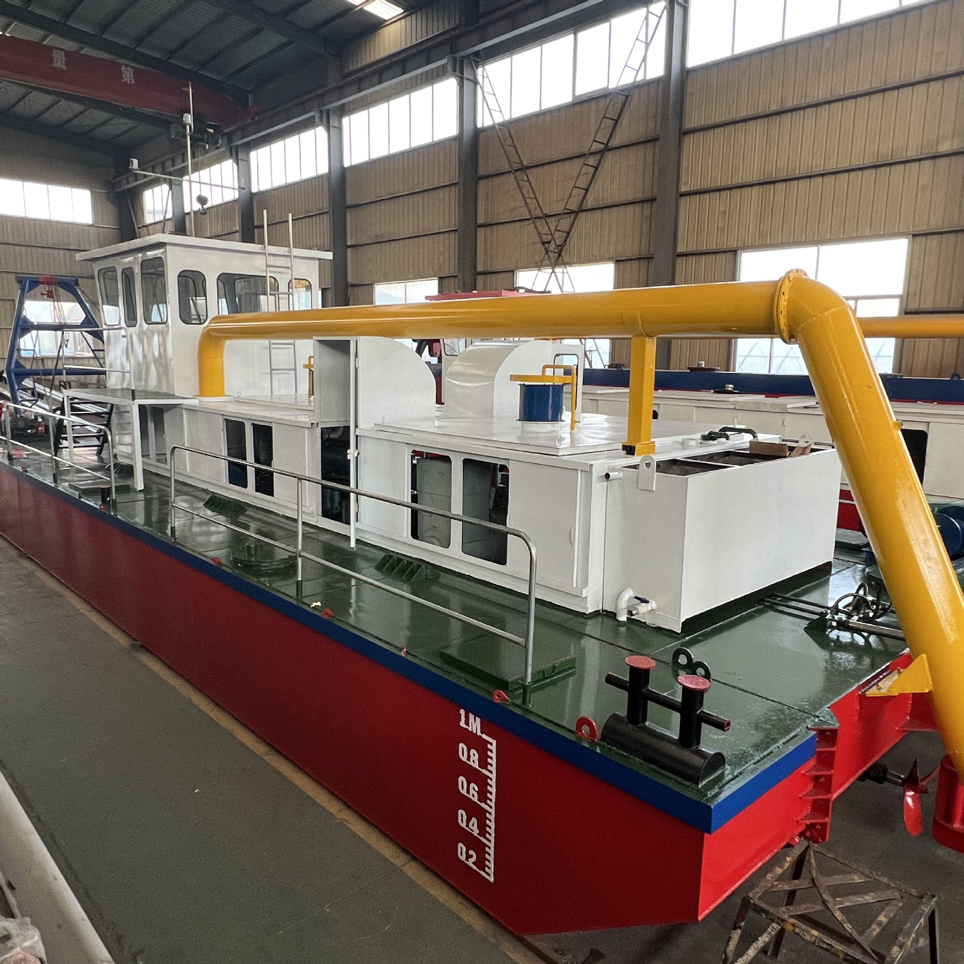 Những chiếc thuyền trôi dạt, những thiết bị khô cho hồ chứa, những cái hồ cát ở Shandong.