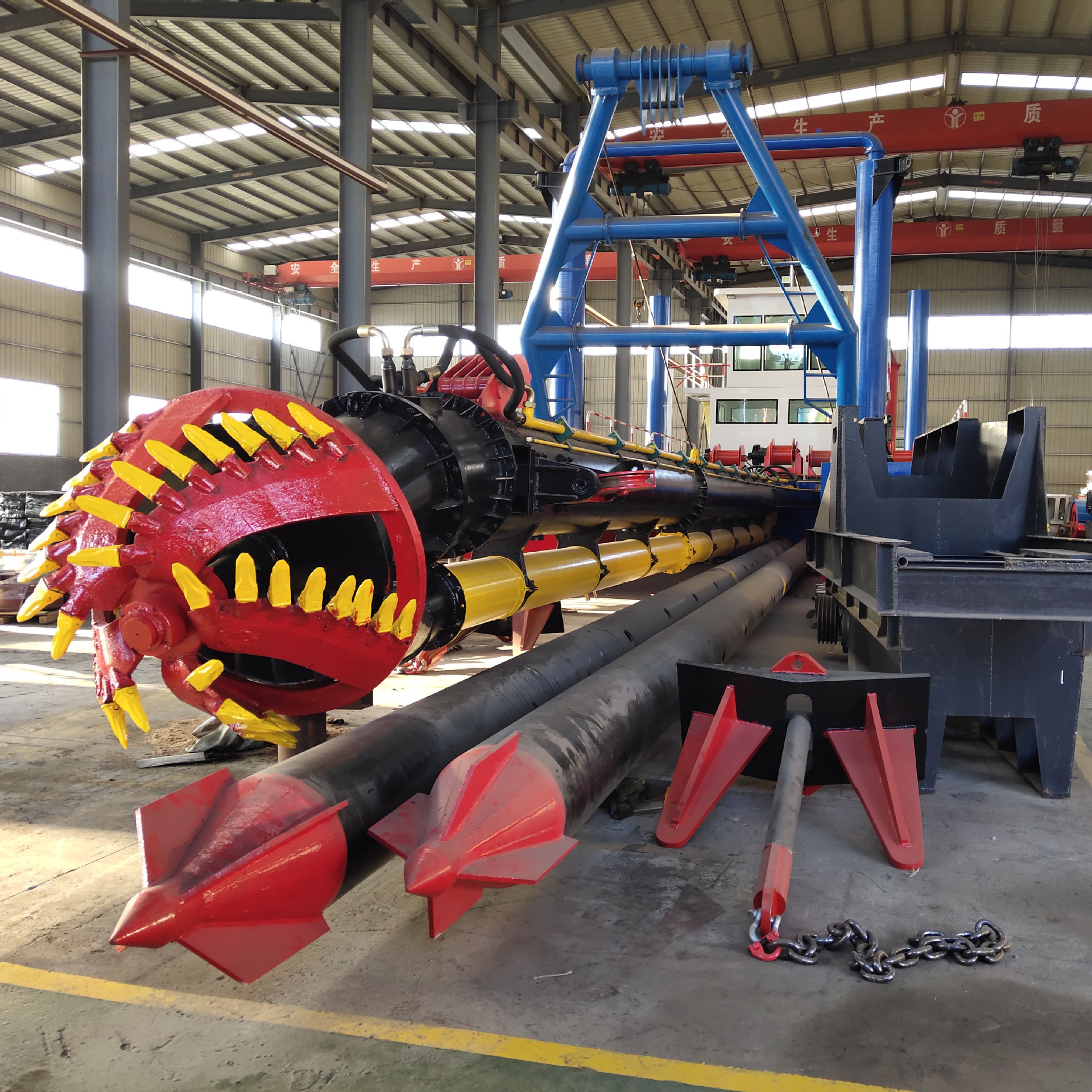 Những chiếc thuyền thủy thủ trên con đường phía tây nam sông Chang, những con tàu khô cạn, những nhà máy sản xuất tàu khô