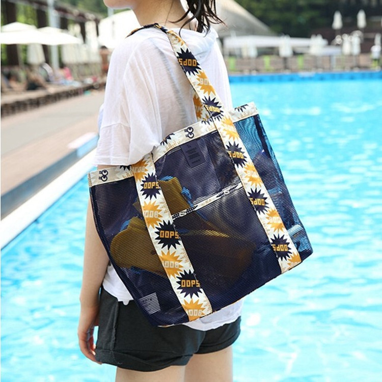 The Korean net bag, the new shopping travel kit, a one-capable beach bag and a handbag.