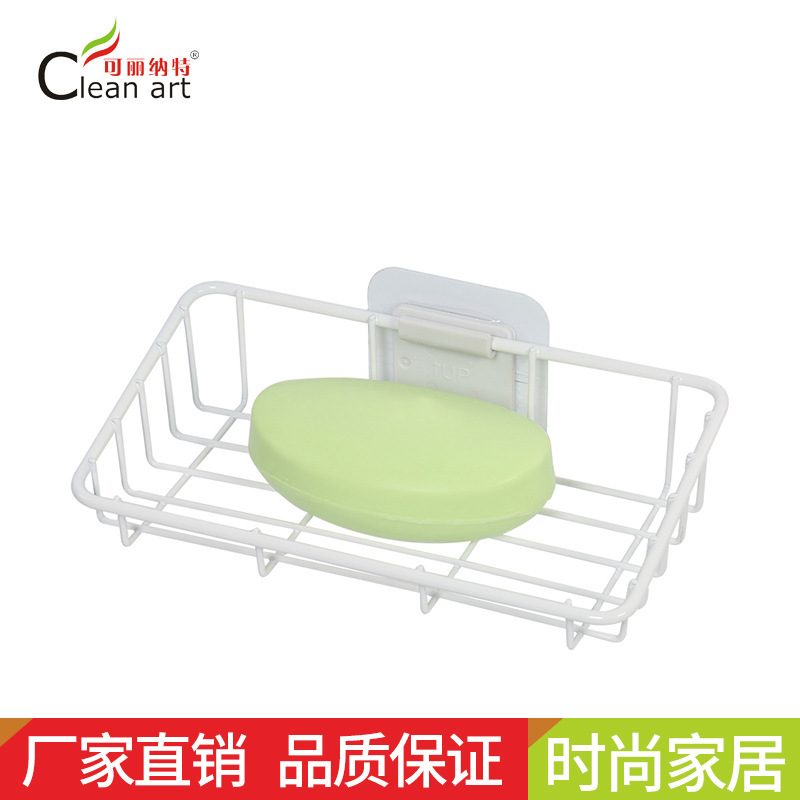 Phòng tắm không bị trầy xước, không rỉ sắt.