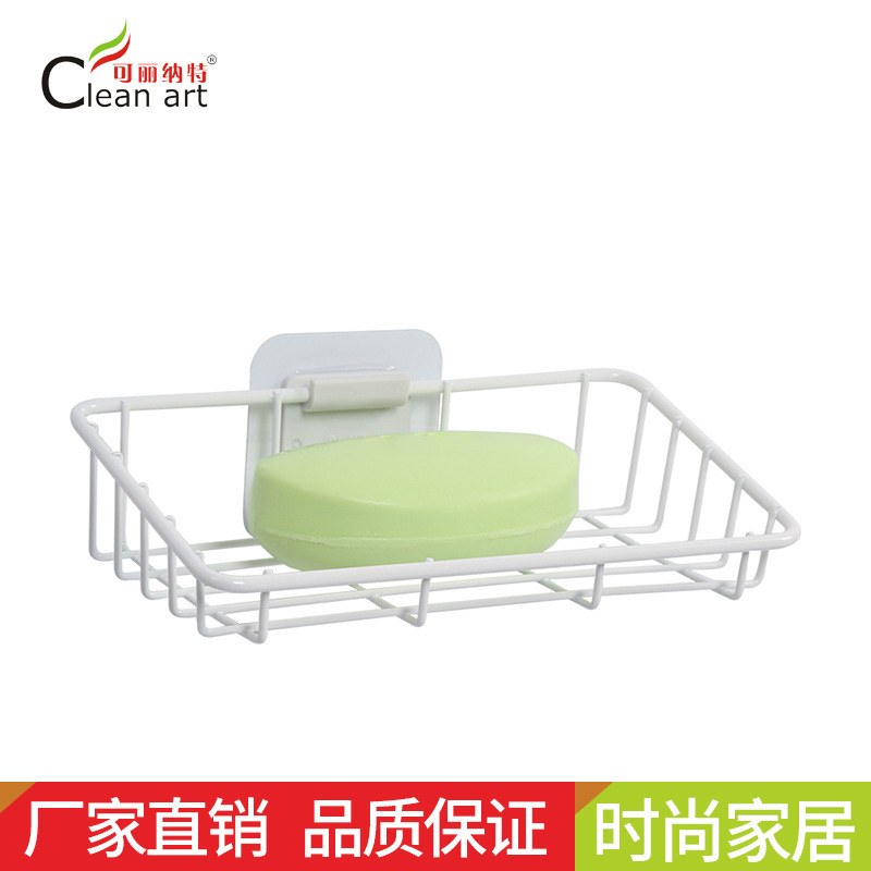 Phòng tắm không bị trầy xước, không rỉ sắt.