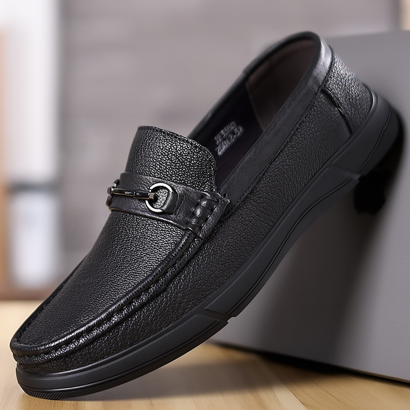 2024 new men's soft-skin shoes, round-headed shoes, old man with soft-legged beans.
