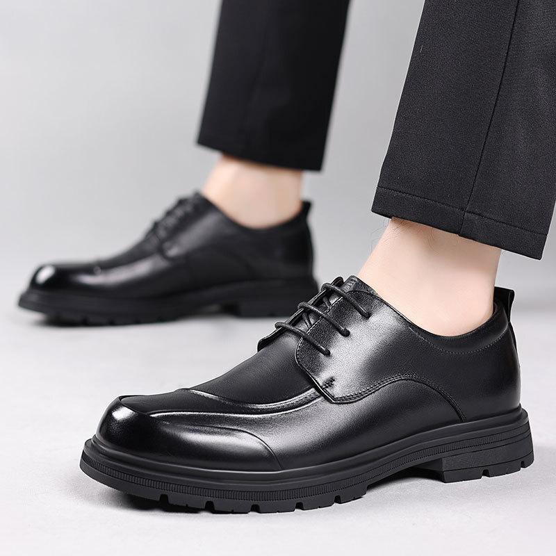 Head-skines business shoes.