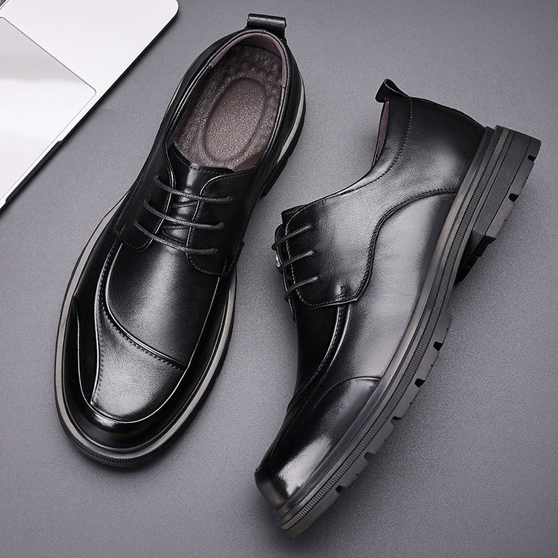 Head-skines business shoes.