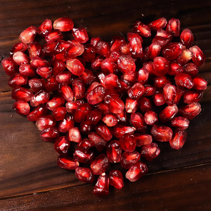 Sichuan Tunisian soft-seeded pomegranates 10 pounds of fresh fruit.